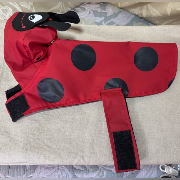 LuvGear Other - LuvGear Ladybug Raincoat